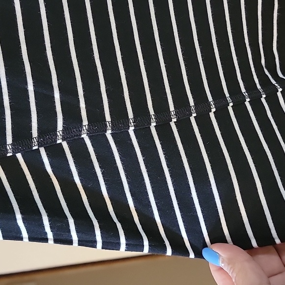 Cabi Crosswalk Tee (Runs Large!) - Picture 3 of 4